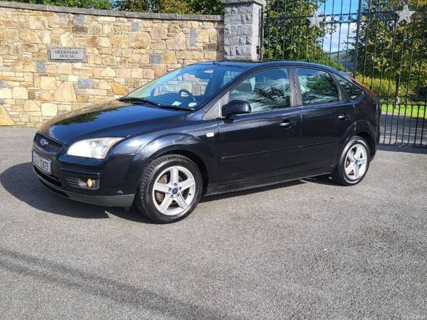 Ford Focus Hatchback, Petrol, 2008, Black