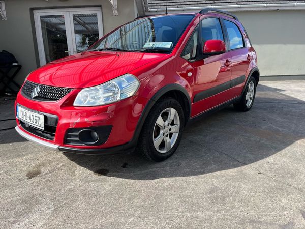 Suzuki SX4 SUV, Petrol, 2013, Red