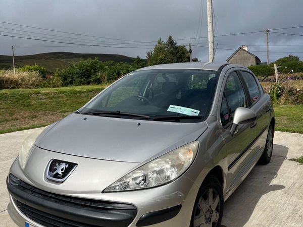 Peugeot 207 Hatchback, Petrol, 2007, Silver