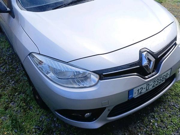 Renault Fluence Saloon, Diesel, 2012, Silver