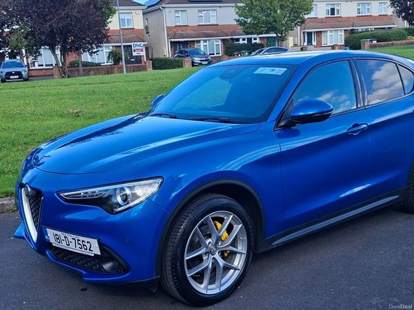 Alfa Romeo Stelvio SUV, Diesel, 2018, Blue