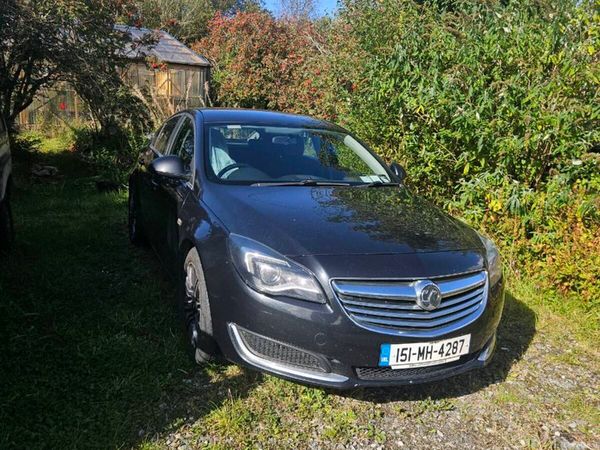 Vauxhall Insignia Hatchback, Diesel, 2015, Black