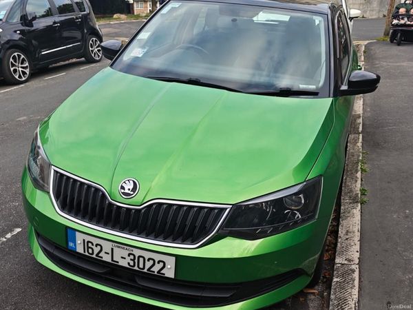Skoda Fabia Hatchback, Petrol, 2016, Green
