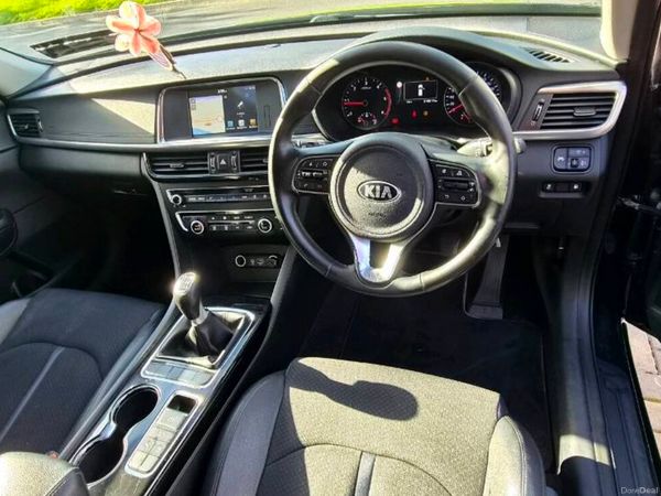 Kia Optima Estate/Jeep, Diesel, 2017, Black