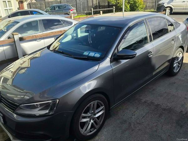 Volkswagen Jetta Saloon, Diesel, 2014, Grey