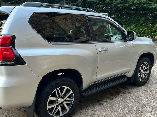 Toyota Land Cruiser SUV, Diesel, 2020, Silver