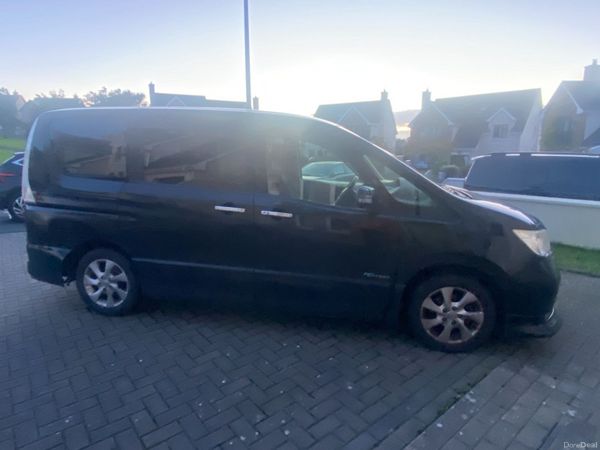 Nissan Serena MPV, Petrol Hybrid, 2013, Black