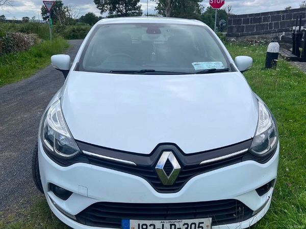 Renault Clio Hatchback, Diesel, 2018, White