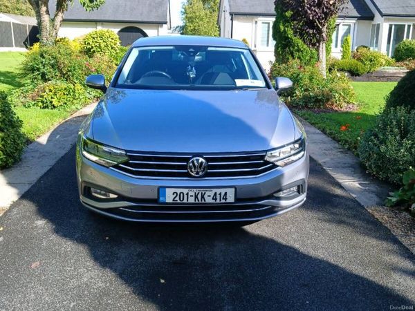 Volkswagen Passat Saloon, Diesel, 2020, Grey