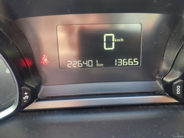 Peugeot 308 Hatchback, Diesel, 2015, Grey