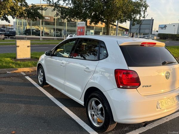 Volkswagen Polo Hatchback, Petrol, 2012, White
