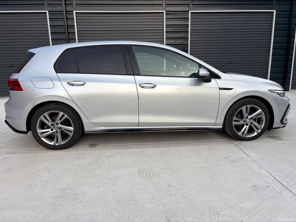 Volkswagen Golf Estate, Petrol, 2023, Grey