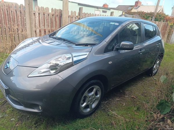 Nissan Leaf Hatchback, Electric, 2016, Grey