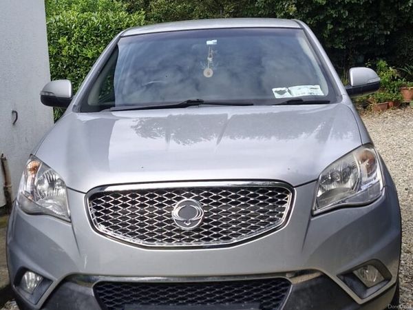 SsangYong Korando SUV, Diesel, 2014, Silver