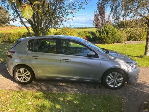 Peugeot 308 Hatchback, Diesel, 2014, Grey