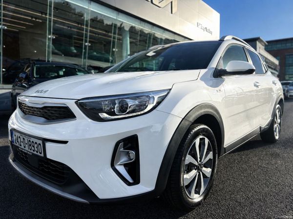 Kia Stonic Hatchback, Petrol, 2024, White
