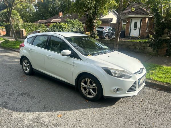 Ford Focus Hatchback, Diesel, 2013, White