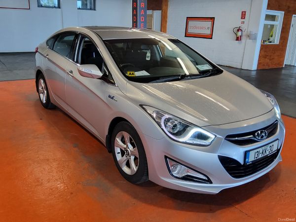 Hyundai i40 Saloon, Diesel, 2013, Silver