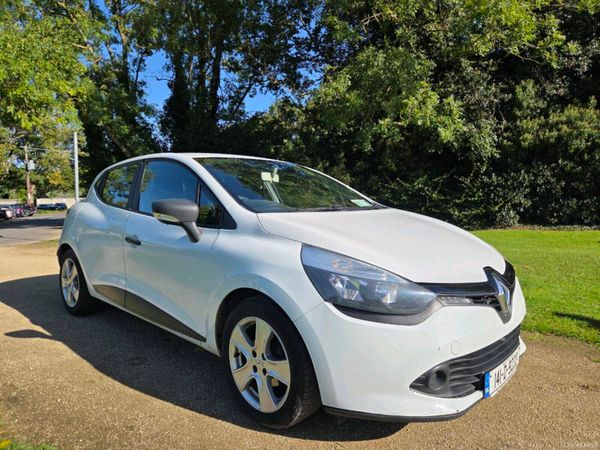 Renault Clio Hatchback, Diesel, 2014, White