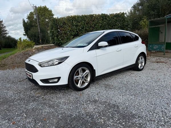 Ford Focus Hatchback, Diesel, 2015, White