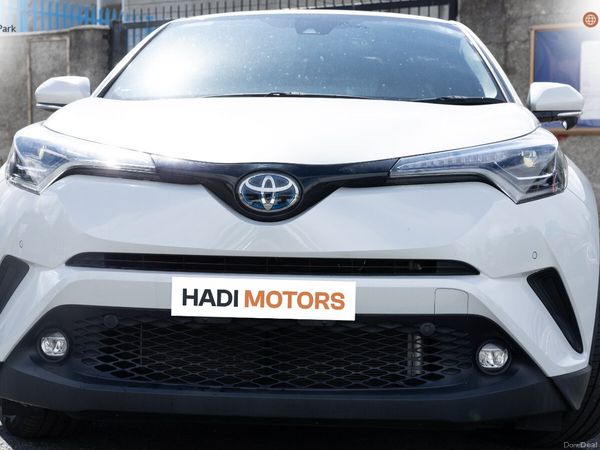 Toyota C-HR SUV, Petrol Hybrid, 2019, White