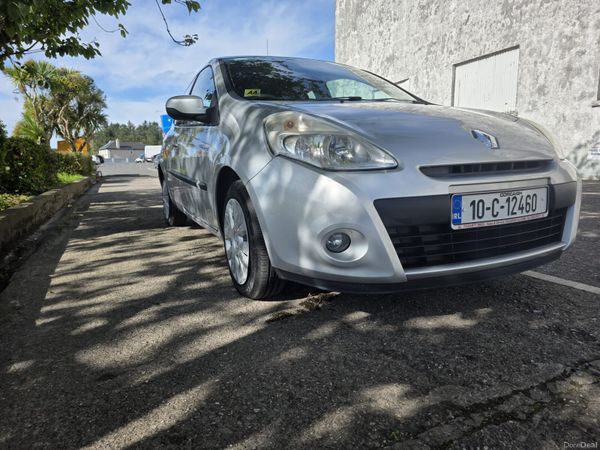 Renault Clio Hatchback, Ethanol Petrol, 2010, Silver