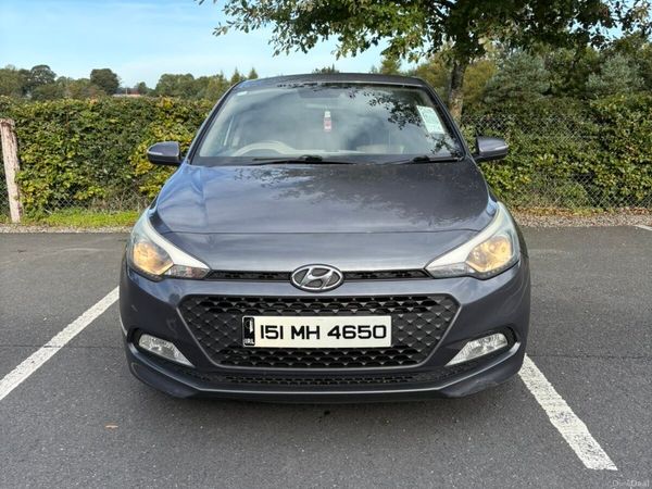 Hyundai i20 Hatchback, Petrol, 2015, Grey