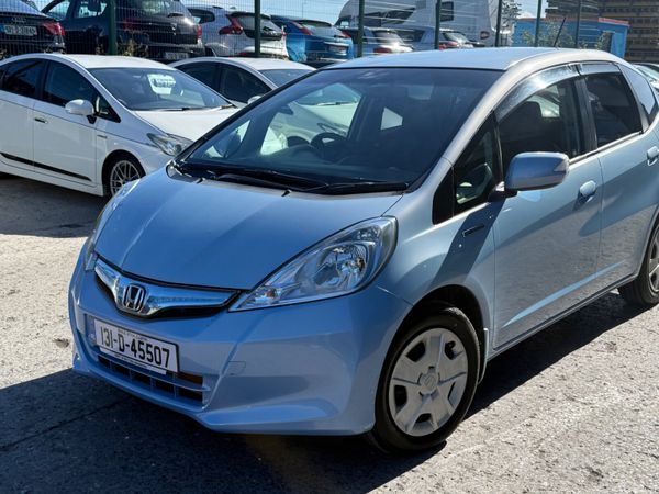 Honda Fit Hatchback, Petrol Hybrid, 2013, Blue