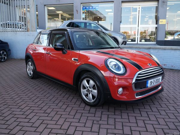 Mini Cooper Hatchback, Petrol, 2019, Red