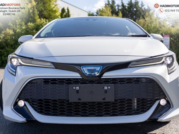 Toyota Corolla Hatchback, Petrol Hybrid, 2018, White