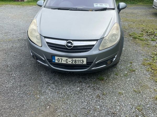 Opel Corsa Hatchback, Petrol, 2007, Silver