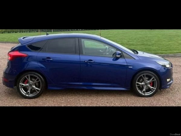 Ford Focus Hatchback, Diesel, 2018, Blue