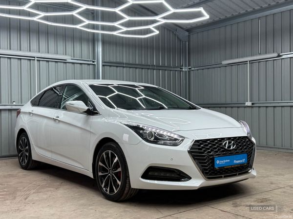 Hyundai i40 Saloon, Diesel, 2019, White