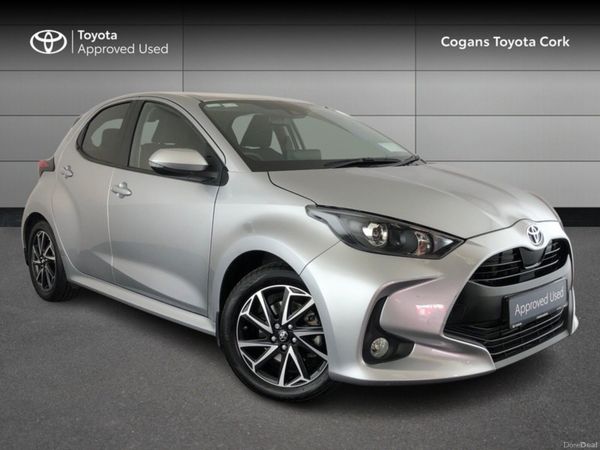 Toyota Yaris Hatchback, Petrol Hybrid, 2023, Grey