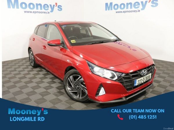 Hyundai i20 Hatchback, Petrol, 2022, Red