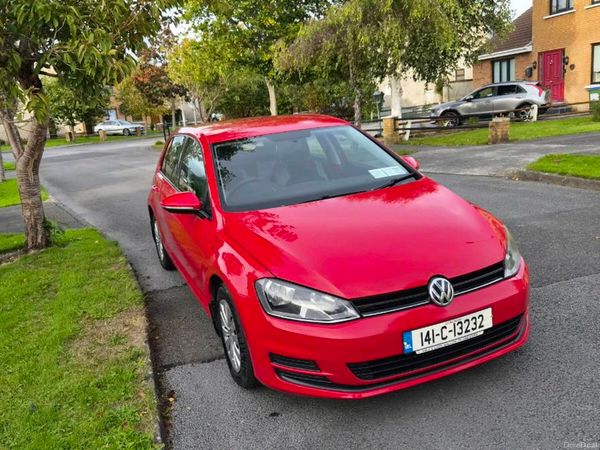 Volkswagen Golf Hatchback, Diesel, 2014, Red