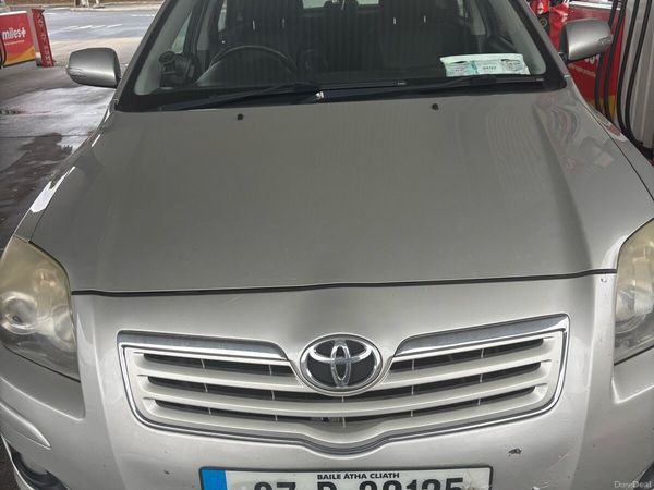 Toyota Avensis Saloon, Petrol, 2007, Silver