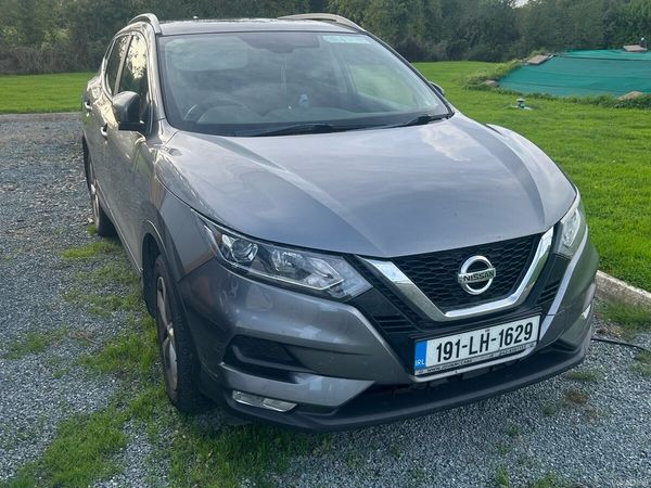 Nissan Qashqai MPV, Diesel, 2019, Grey