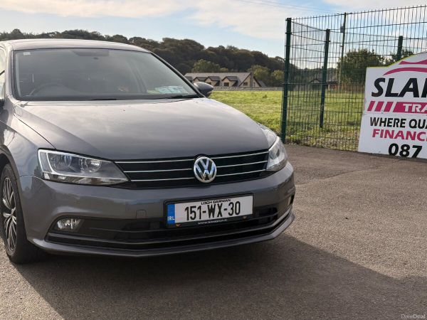 Volkswagen Jetta Saloon, Petrol, 2015, Grey