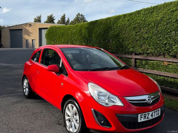 Vauxhall Corsa Hatchback, Diesel, 2013, Red