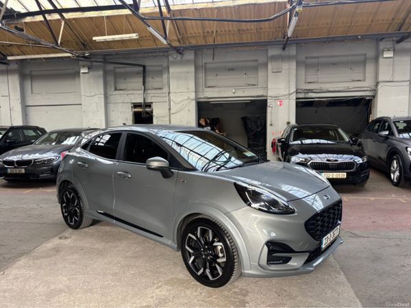 Ford Puma MPV, Petrol, 2023, Silver