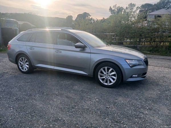 Skoda Superb Estate, Diesel, 2017, Grey