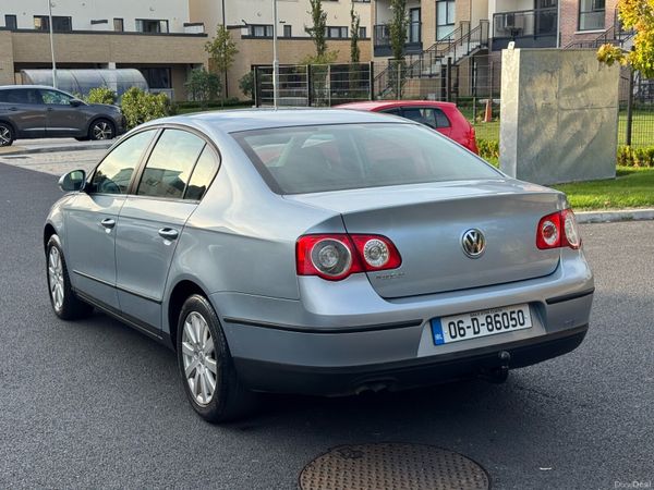 Volkswagen Passat Saloon, Diesel, 2006, Blue