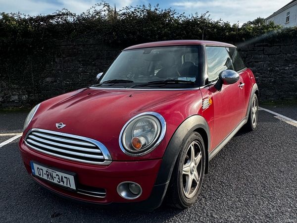 Mini Cooper Hatchback, Petrol, 2007, Red