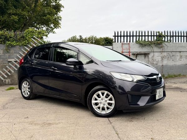 Honda Fit Hatchback, Petrol Hybrid, 2015, Purple