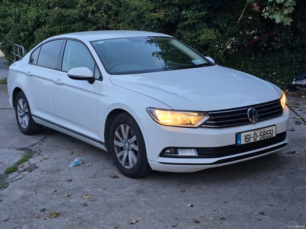 Volkswagen Passat Saloon, Diesel, 2016, White