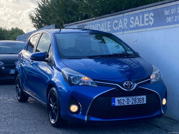 Toyota Yaris Hatchback, Petrol, 2016, Blue
