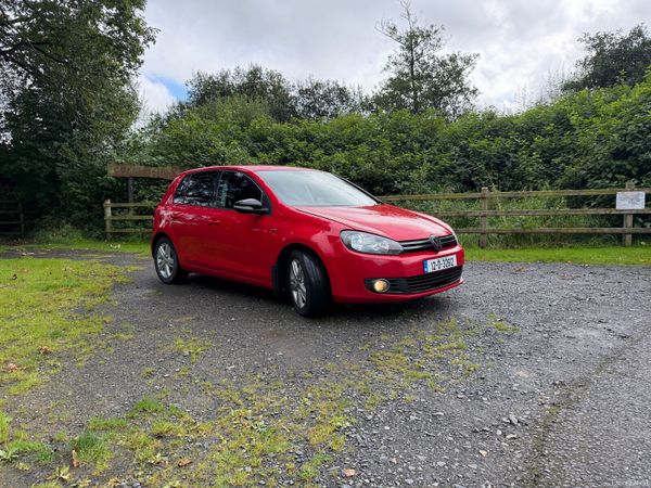 Volkswagen Golf Estate, Diesel, 2012, Red