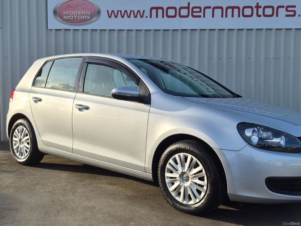 Volkswagen Golf Hatchback, Petrol, 2011, Silver