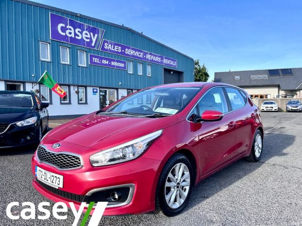 Kia Ceed Hatchback, Diesel, 2017, Red